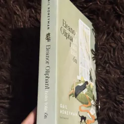 Eleanor Oliphant hoàn toàn ổn 930907