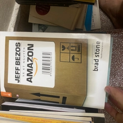 Sách jeff bezos và kỷ nguyên amazon