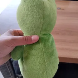 một chú thú nhồi bông hình ếch xanh. Hàng 2hand 996588