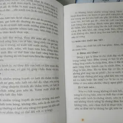TRIỆU CHỨNG VÀ ĐIỀU TRỊ HỌC ĐÔNG Y - Giáo sư - bác sĩ Trần Văn Kỳ 588917