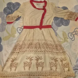 Váy nữ Aino Sofia size S màu trắng đỏ họa tiết tuần lộc