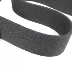 Túi đeo vai Anton Messenger Louis Vuitton Taiga (Hoạt hình sọc) M34411 611952