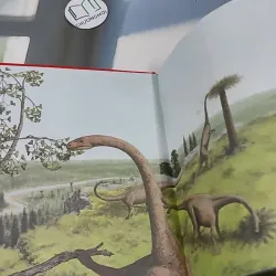 [MIỄN PHÍ BỌC SÁCH] Dinosaurs: Step into the world of the dinosaurs 990371