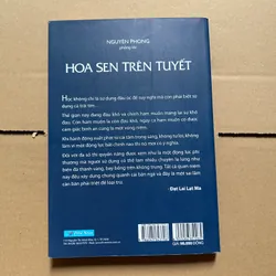 Hoa sen trên tuyết 604877