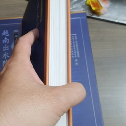 Đồ gốm sứ khai quật từ những con tàu đắm dưới đáy biển Việt Nam  482730