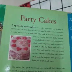 Sách ngoại tiếng Anh- Party Cakes- Làm bánh Tiệc. Tg. Martha Day 792181