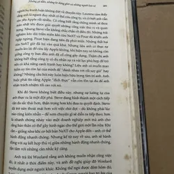 Steve Jobs hành trình từ gã nhà giàu khinh suất đến nhà lãnh đạo kiệt xuất bìa cứng 740994