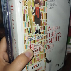 Sách ngôn tình Hãy nhắm mắt khi anh đến - Đinh Mặc 304089
