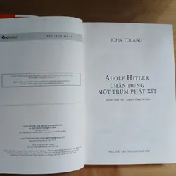 ADOLF HITLER Chân Dung Một Trùm Phát Xít - John Toland 714398