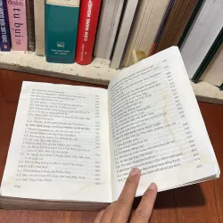 II Lịch Sử Trung Quốc: Bí Mật Về Tám Vị Tổng Thống Trung Quốc (Tập 1) - Vương Hiệu Minh 782341