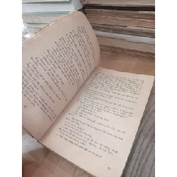 NHỮNG CUỘC PHIÊU LƯU KỲ LẠ CỦA KARIK VÀ VALIA - IAN LARI 136466