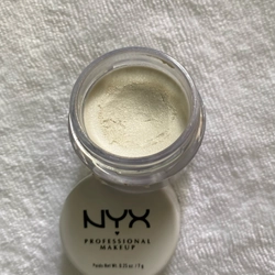 Kem lót mắt NYX 7g, có kim tuyến  464078