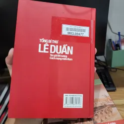 Sách Tổng Bí Thư Lê Duẩn - Tác giả Đề cương cách mạng miền Nam 596394