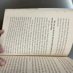 [VĂN HOÁ] Bảy Năm ở Paris - Camille Thắm Trần 710061