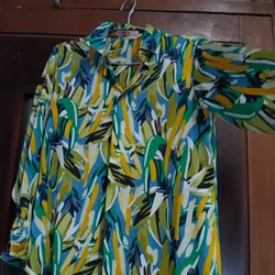 Áo sơ mi vải lụa hoa văn 693455