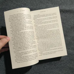 The Poppy War - R.F. Kuang 933099