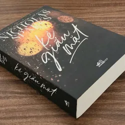Tiểu thuyết của Nicholas Sparks: KẺ GIẤU MẶT (626 trang) 718638
