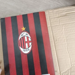 AC MILAN 120 NĂM VĨ ĐẠI 301658