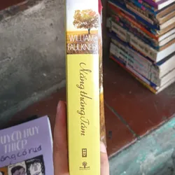 Nắng Tháng Tám- William Faulkner 561860