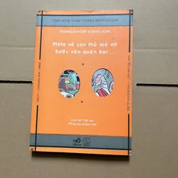 Plato và con thú mỏ vietj bước vào quán bar...