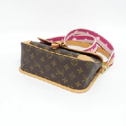 Túi xách vai Louis Vuitton Monogram Diana PM M46049 611343