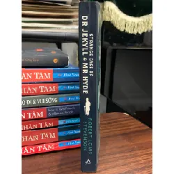 Strange Case of Dr Jekyll & Mr Hyde — Robert Louis Stevenson 675470