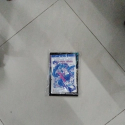 Sách 10 câu vạn hỏi về vật lí tặng truyện dragon ball quyển 21 353212