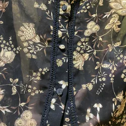 Áo sơ mi Mango Floral Flowy màu đen size S 592842
