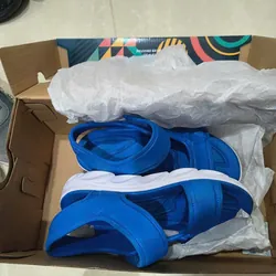 Mua 1 tang 1 sneaker, sandal size 36 giá rẻ thanh lý nhanh  698399