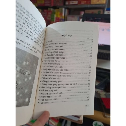 Quả Dưa Hấu Hình Vuông - Vũ Bội Tuyền, Văn Thị Đức - 2002 mới 80% ố - VĂN HỌC - HCM3012 749663