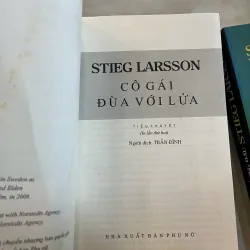 CÔ GÁI CÓ HÌNH XĂM RỒNG, CÔ GÁI CHỌC TỔ ONG BẦU, CÔ GÁI ĐÙA VỚI LỬA - STIEG LARSSON 1036102