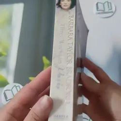 Three Weeks in Paris - Barbara Taylor Bradford 1027568