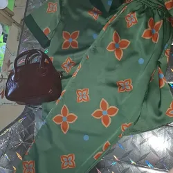 Dọn tủ dọn nhà ai cần thì nhắn tin cho mình nhe 907861