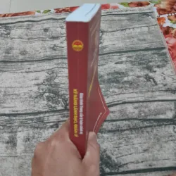 Giáo trình KỸ NĂNG LÃNH ĐẠO, QUẢN LÝ - Trung cấp LLCT. HỌC VIỆN CTQG HCM 759539