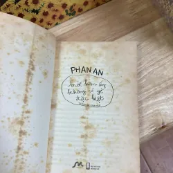 Trời Hôm Ấy Không Có Gì Đặc Biệt - Phan An 974713