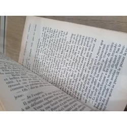 Hercule Poirot quitte la scène - Agatha Christie 591077