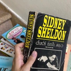 Dưới ánh sao - Sidney Sheldon