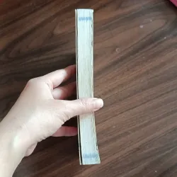 Cuộc phiêu lưu trong bóng tối 757479