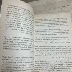 Eating Animal - Jonathan Safran Foer (sách real, còn tốt) 928670