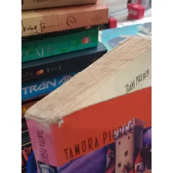 Nữ hiệp sĩ Alanna Von Trebond - Tamora Pierce