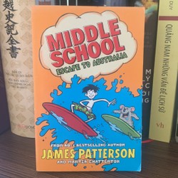 Middle School: Escape To Australia (sách lưu kho giấy ố theo thời gian)