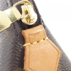 Túi đựng mỹ phẩm Louis Vuitton Monogram PM M47515 624356