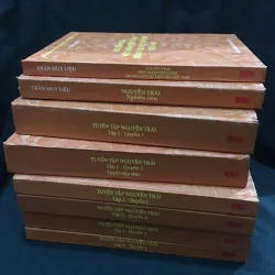 Bộ 8 cuốn tác phẩm của cụ Nguyễn Trãi và nghiên cứu về cụ 958124