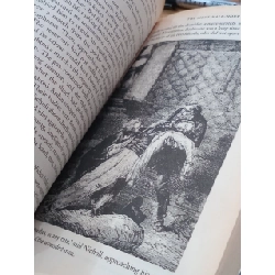 From the Earth to the Moon & Around the Moon - Jules Verne 521898