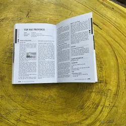 VIET NAM TOURIST GUIDEBOOK 591979