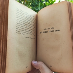 Thơ Việt Hiện Đại 1900 - 1960 - Uyên Thao 523378
