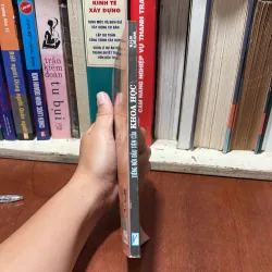 II Con Người Trở Thành Khổng Lồ _ Tiếng Nói Đầu Tiên Của Khoa Học - M. ILIN, E. XÊGAN 778705