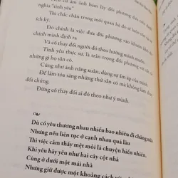 Giữa thế gian vội vã 740933