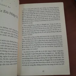 HARRY POTTER VÀ TÊN TÙ NHÂN NGỤC AZKABAN ( J.K.ROWLING - LÝ LAN DỊCH) 1002333