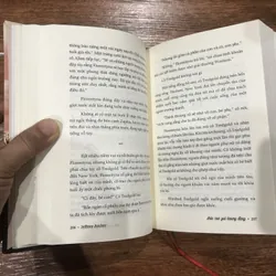 Đứa Con Gái Hoang Đàng - Hai Số Phận Phần II - Jeffrey Archer (c) 722759